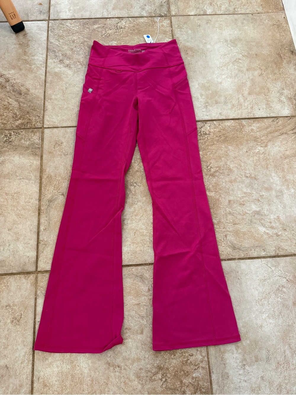 Women’s Fabletics Fuchsia Active Flare Pants